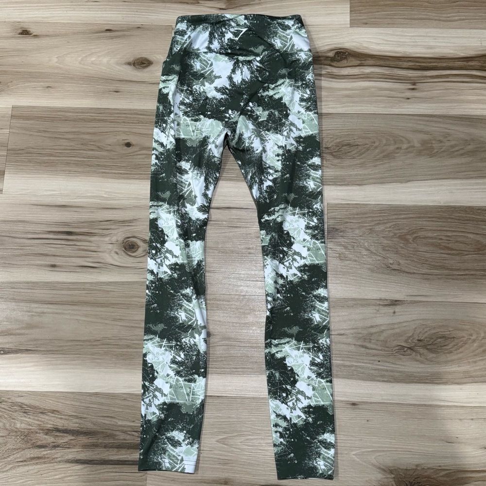 Gymshark Training Leggings Green Camo Print Athletic Women’s Small